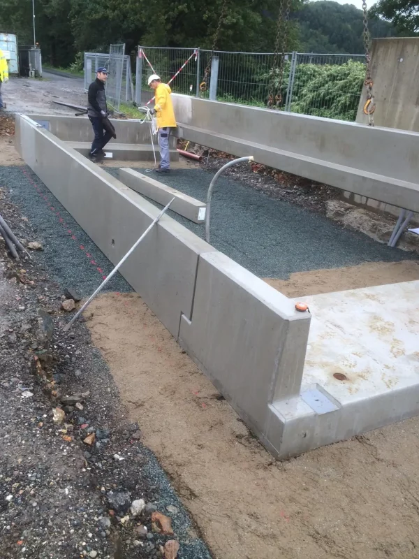 Fahrzeugwaage Vollbetonausführung mit Fertigteilfundament, 18x3m, Wiegebereiche bis zu 60t – Bild 5