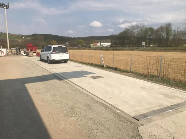 Fahrzeugwaage Vollbetonausführung mit Fertigteilfundament, 18x3m, Wiegebereiche bis zu 60t – Bild 6